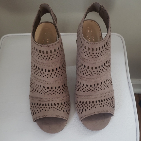 LC Lauren Conrad Shoes - Lauren Conrad Tan Heels